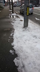 20150126歩道の雪寄せ1