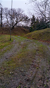 20151211ラベンダーの畑へと続く急な坂道の様子1