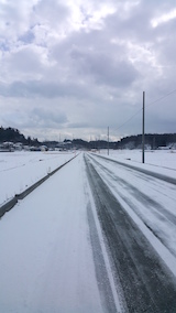 20160225山へむかう途中の様子新館ノ下橋へ