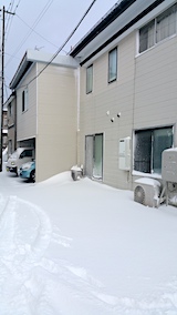 20170207雪寄せ前お店横の駐車場