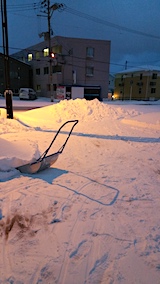 20170207雪寄せ後駐車場1