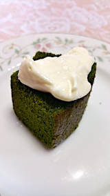 20170714デザート抹茶ロールケーキ