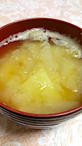 20170718晩ご飯タマネギとジャガイモのみそ汁