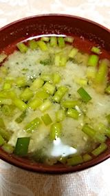 20180225晩ご飯豆富とニラのみそ汁