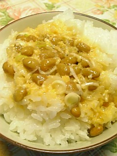 2009011ネギみそしょう油納豆ごはん
