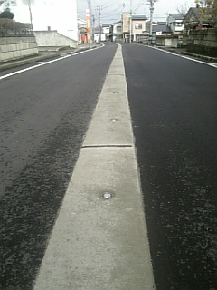20101204融雪パイプ付き舗装道路