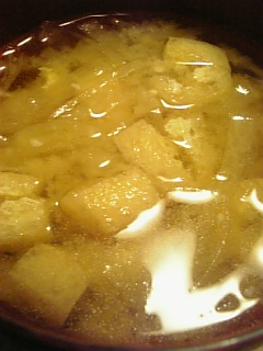 20110512ダイコンと油揚げのみそ汁