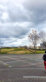 20200405速歩へ向かった公園と南西の空