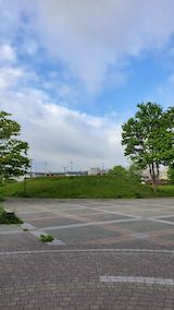 20200529速歩へ向かった公園内と南西の空