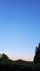 20200529外の様子夕方山