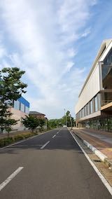 20200721速歩途中のJR秋田駅東口へ向かう道路から望んだ南の空