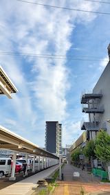 20200721速歩途中のJR秋田駅東口へ向かう道路から望んだ北の空