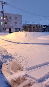 20210203外の様子朝お店向かいの駐車場雪寄せ前1