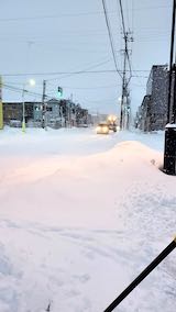 20210203外の様子朝お店向かいの駐車場雪寄せ途中1