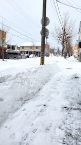 20210203外の様子夕方歩道と東大通り3