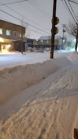 20210203外の様子夜のはじめ頃歩道と東大通り3