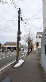 20210301外の様子昼過ぎ歩道と東大通り3