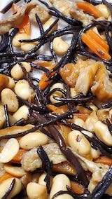 20210306お昼ご飯豆入りヒジキの煮つけ