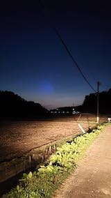 20220417山からの帰り道田んぼと空夜のはじめ頃
