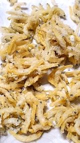 20230224お昼ご飯白魚の天ぷら