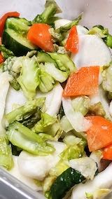 20230415お昼ご飯野菜のがっこ